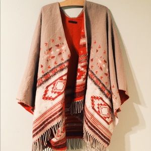 American Eagle Tribal Print Shawl